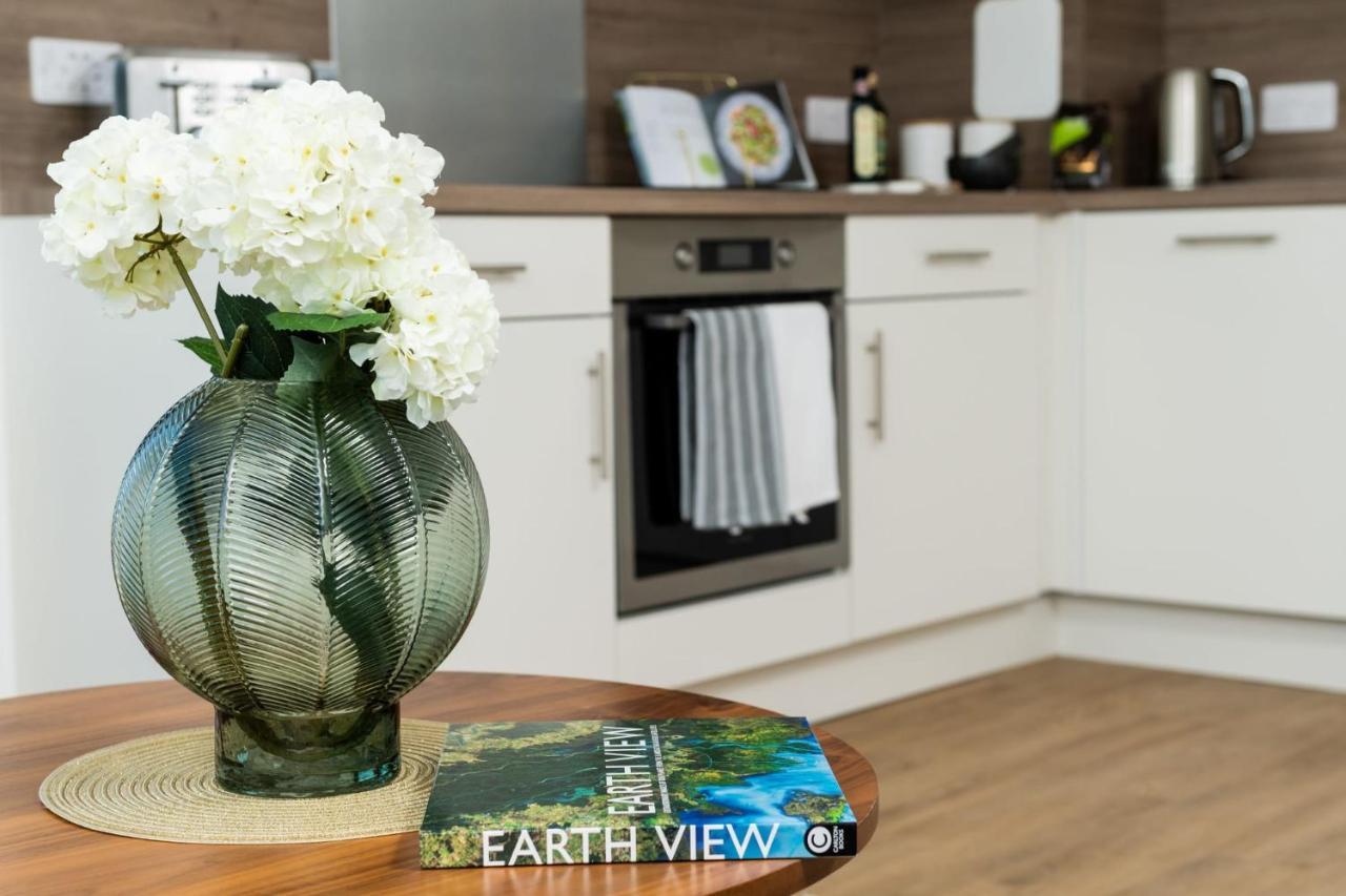 Chic Apartments And Studios At The Point In Αμπερντήν Εξωτερικό φωτογραφία